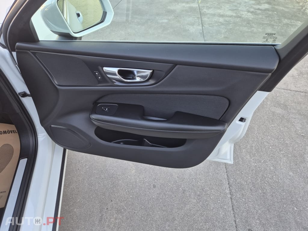 Volvo V60 2.0 D3 Momentum