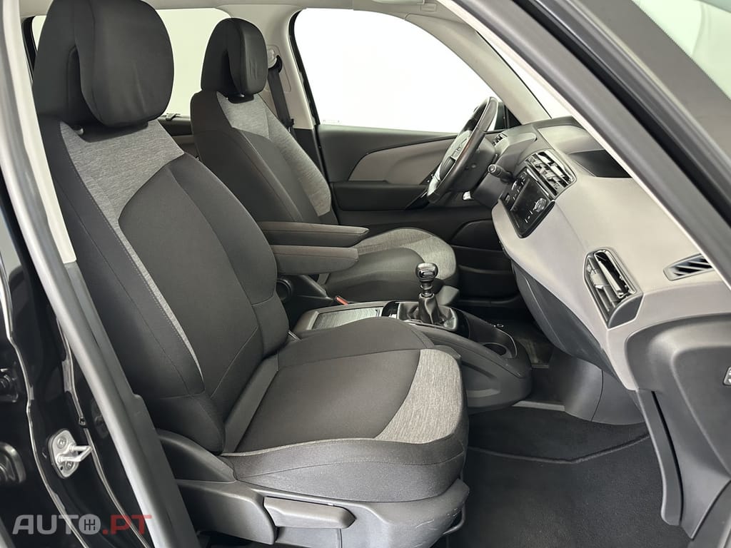 Citroen C4 Grand Picasso 1.6 BlueHDi Shine