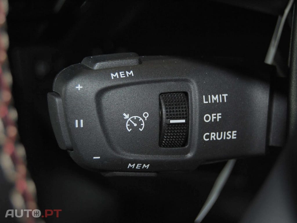 DS DS7 E-Tense Performance Line EAT8