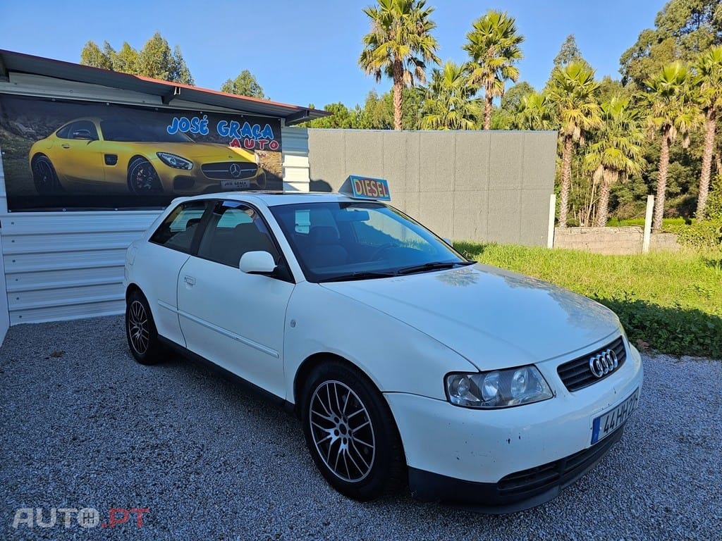 Audi A3 1.9Tdi Sport 90Cv