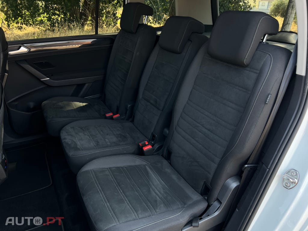Volkswagen Touran 2.0 TDI Highline DSG
