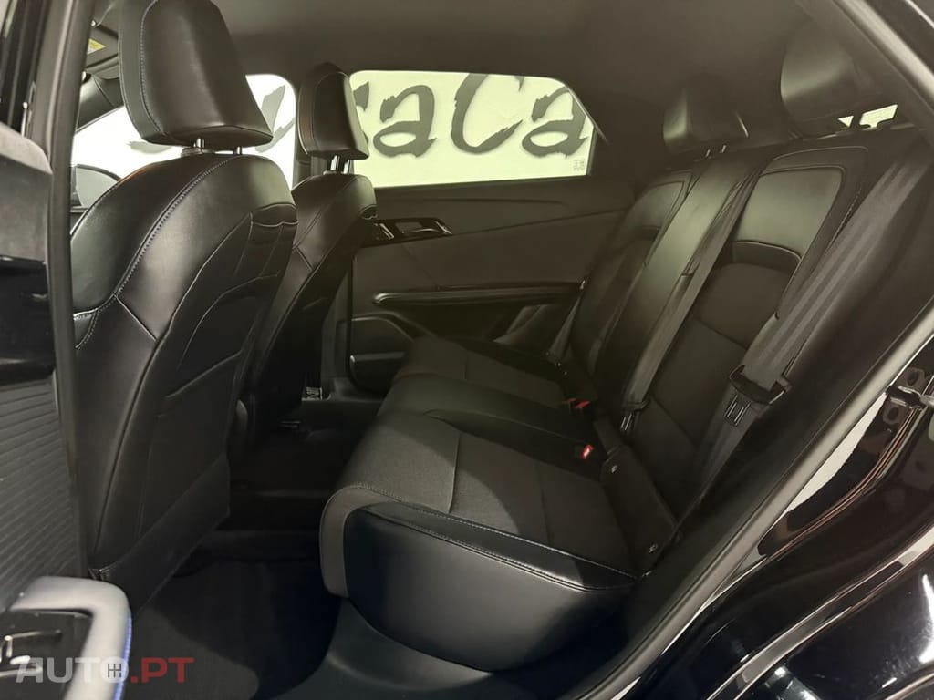 MG MG4 64 kWh Luxury