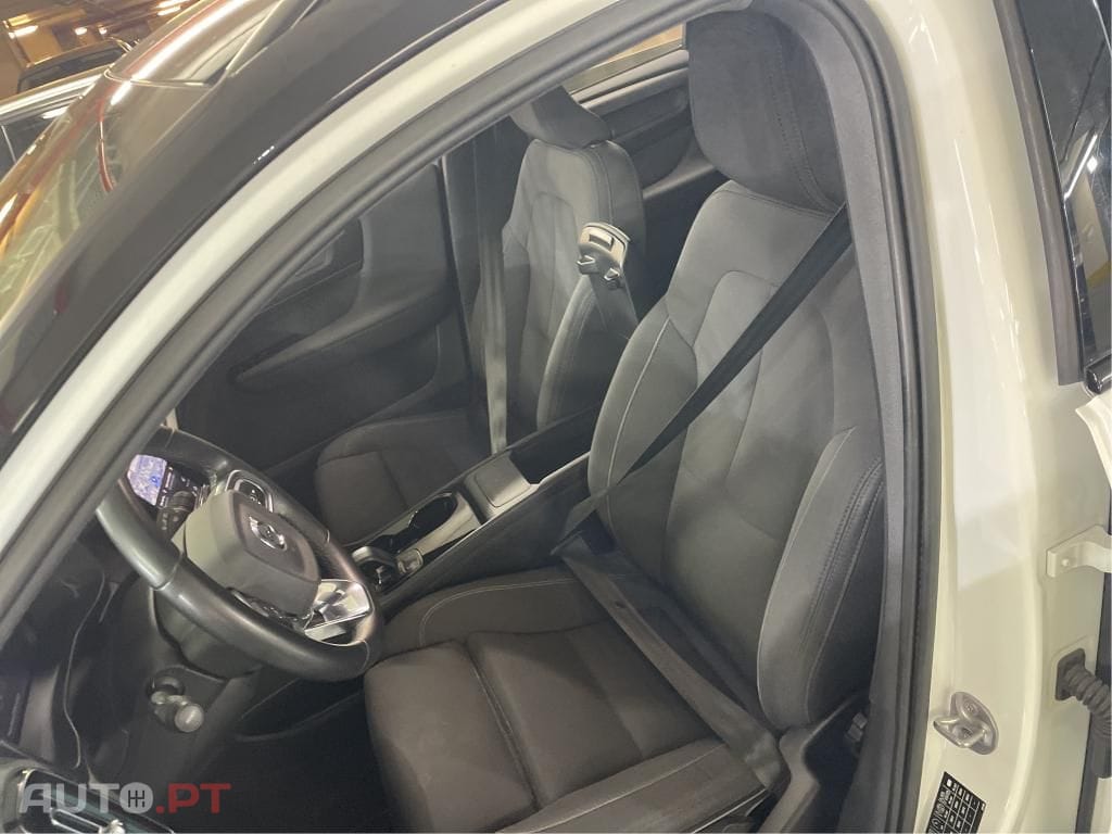 Volvo XC40 Recharge Plus
