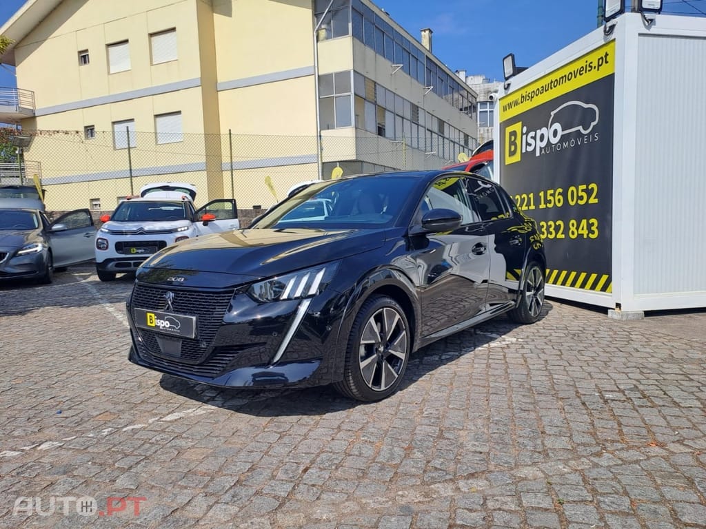 Peugeot E-208 50 kWh GT Pack
