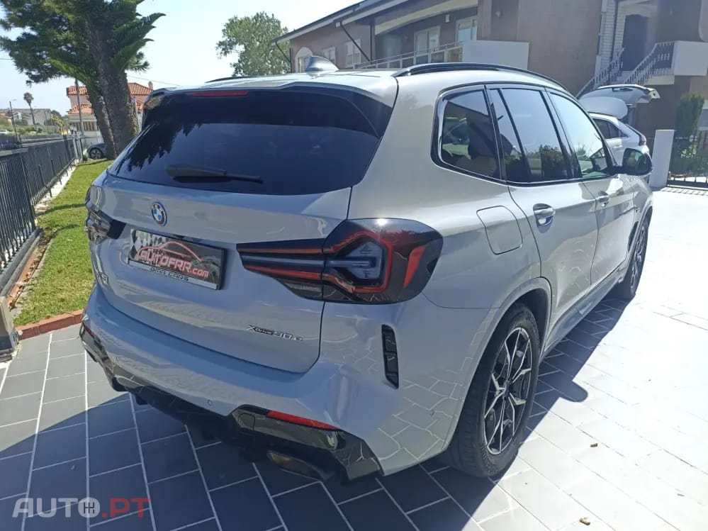 BMW X3 30 e xDrive Pack M Desportivo Pro