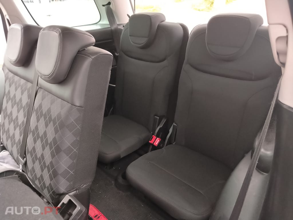 Fiat 500L 1.6 MultiJet 7 Lugares