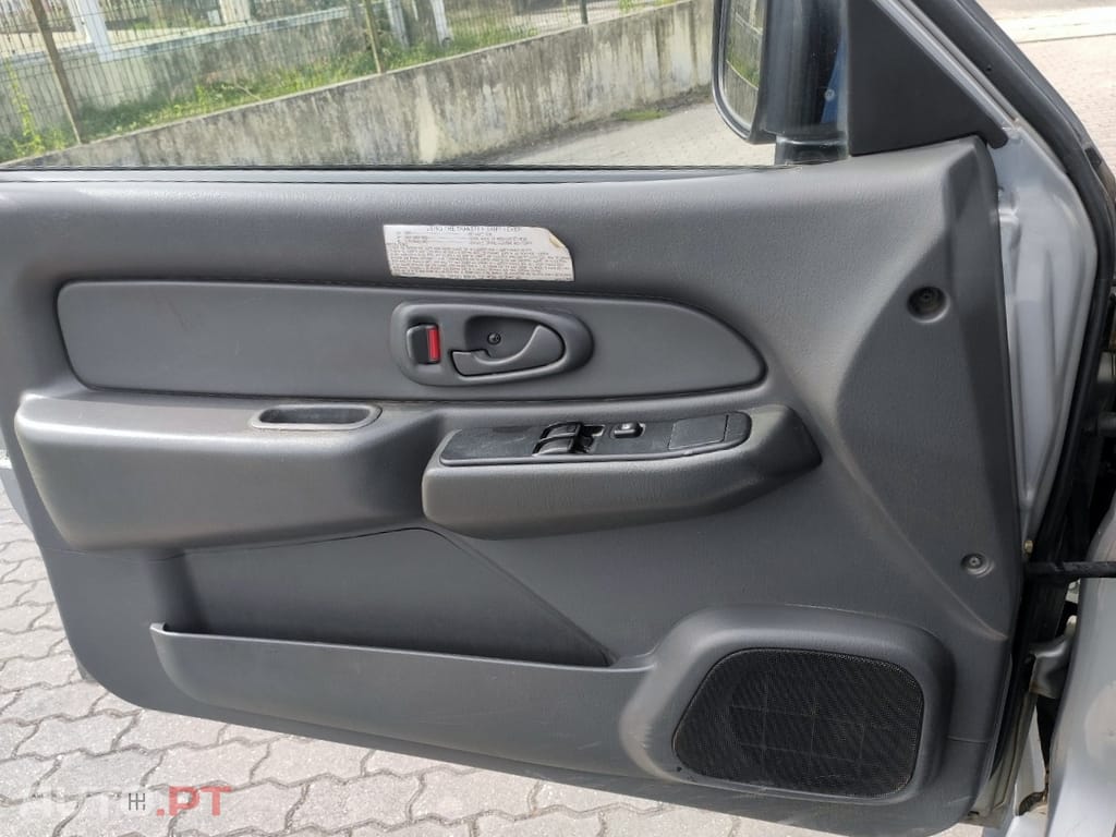 Mitsubishi L200 2.5TDI 4X4 3LUG