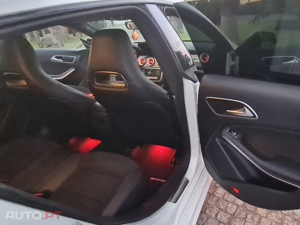 Mercedes-Benz CLA 200 d Shooting Brake AMG Line Aut.