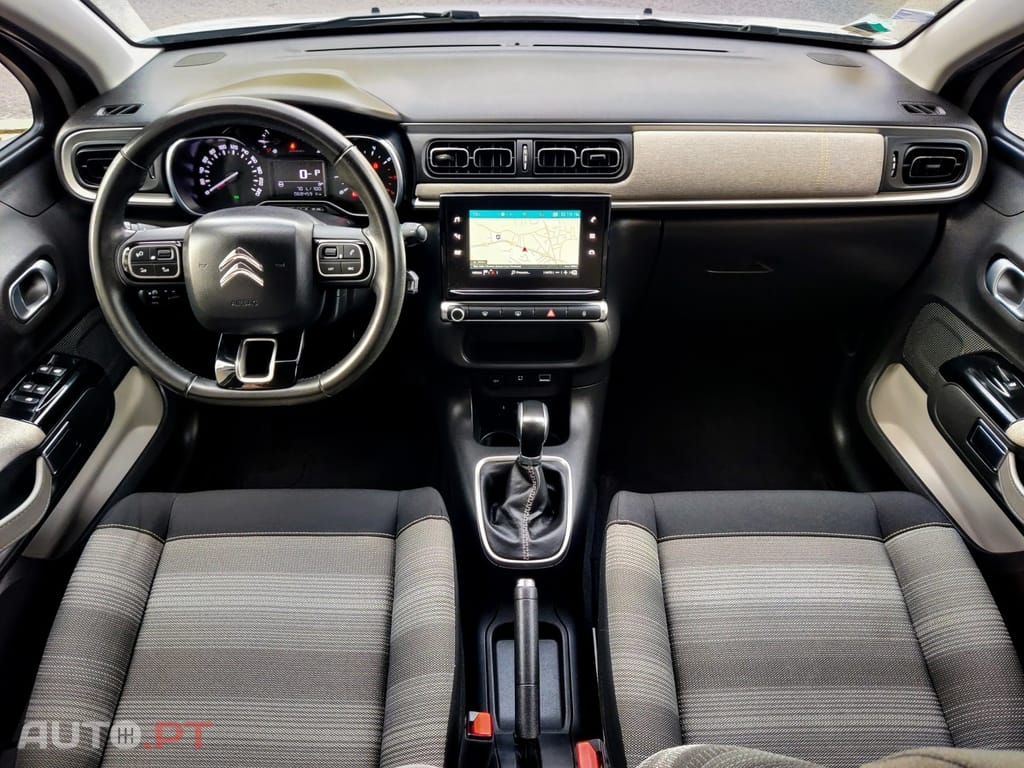 Citroen C3 1.2 PureTech Shine EAT6