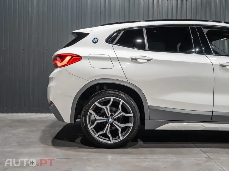 BMW X2 18 i sDrive Auto Pack M