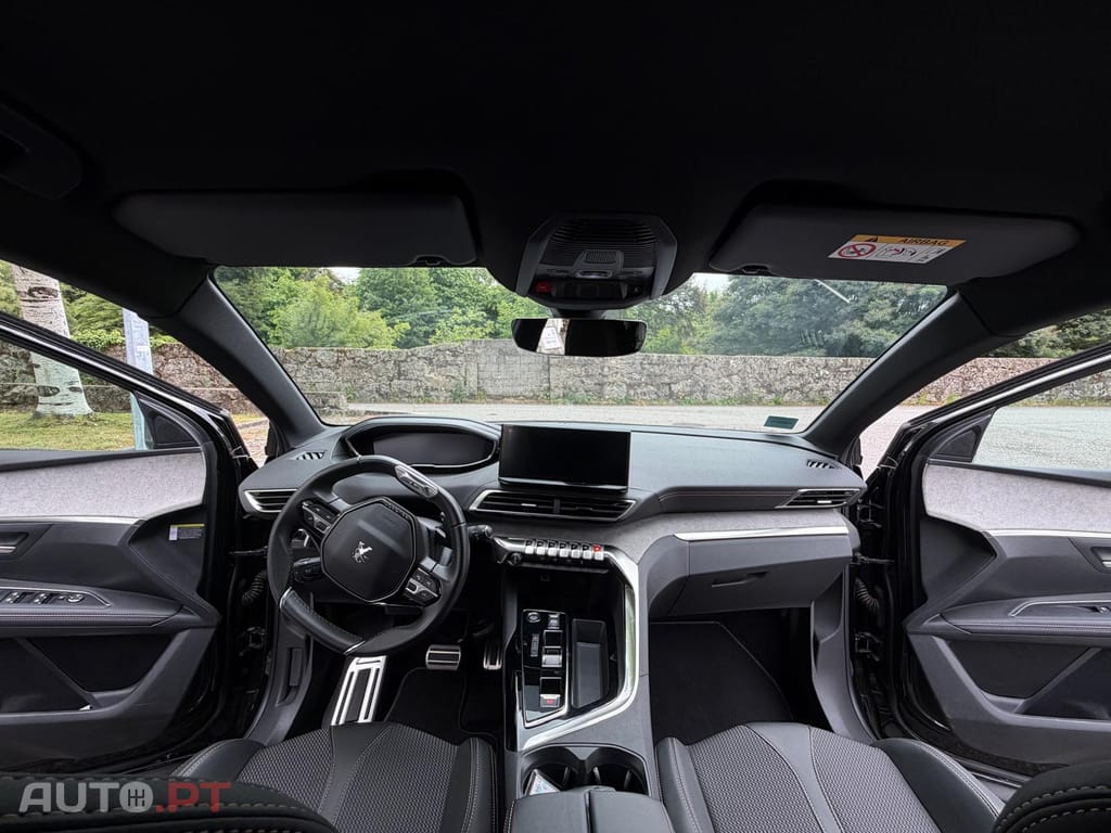Peugeot 5008 GT 1.2  130cv EAT8 | 7 Lugares | 2023 | 24.716 km