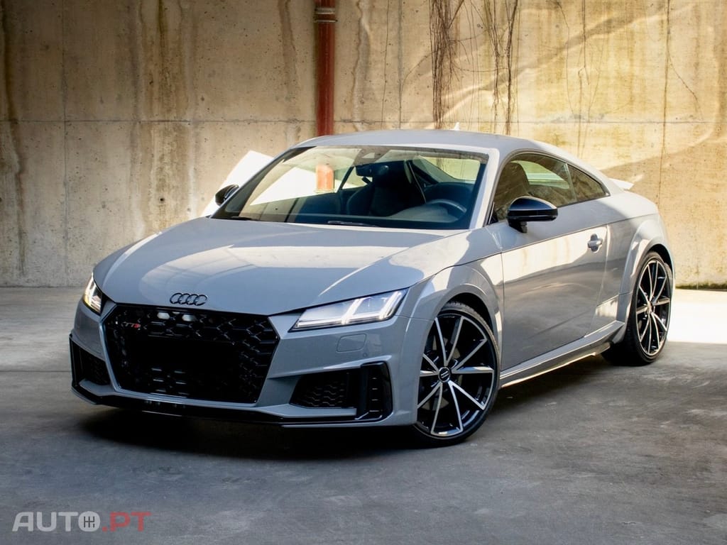 Audi TTS 2.0 TFSi quattro S Tronic