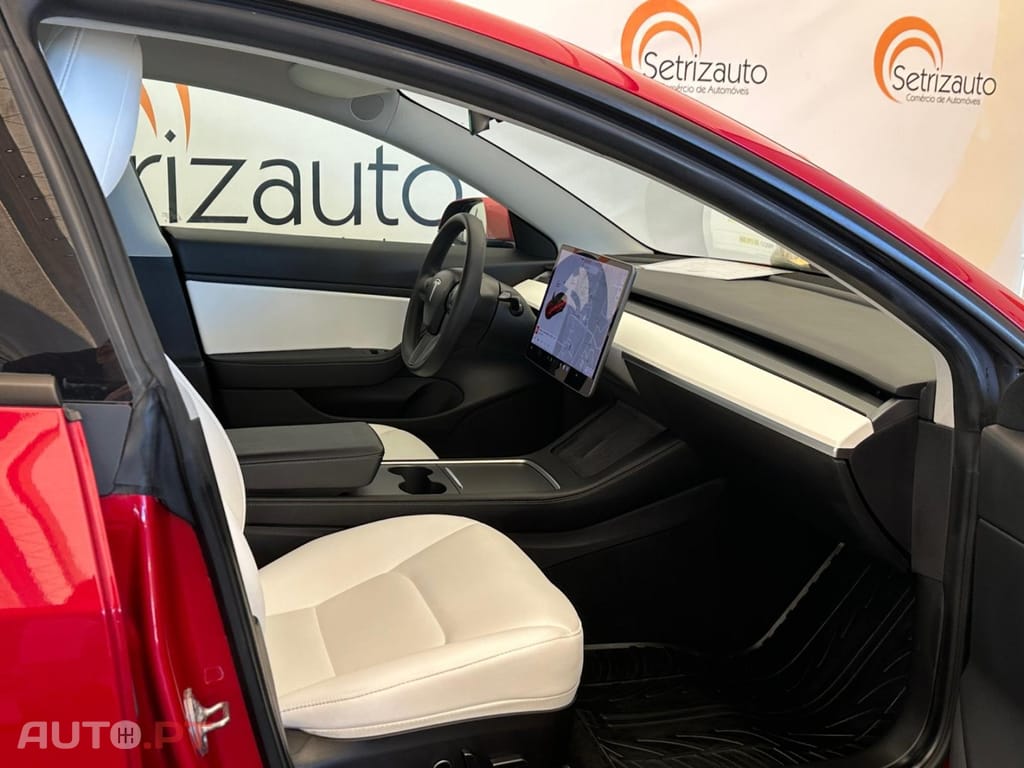 Tesla Model 3 Long Range Tração Integral