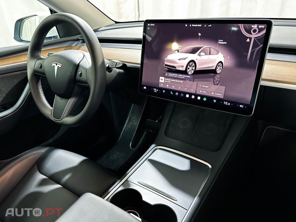 Tesla Model Y Long Range Dual Motor AWD