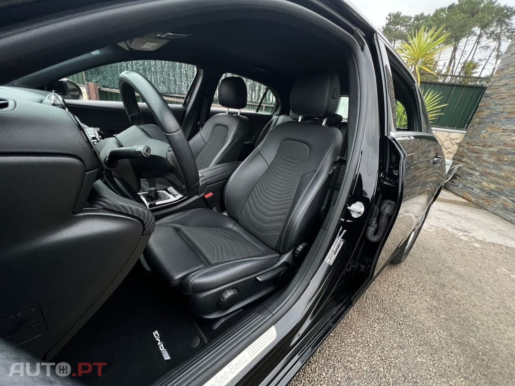 Mercedes-Benz A 180 d AMG Line