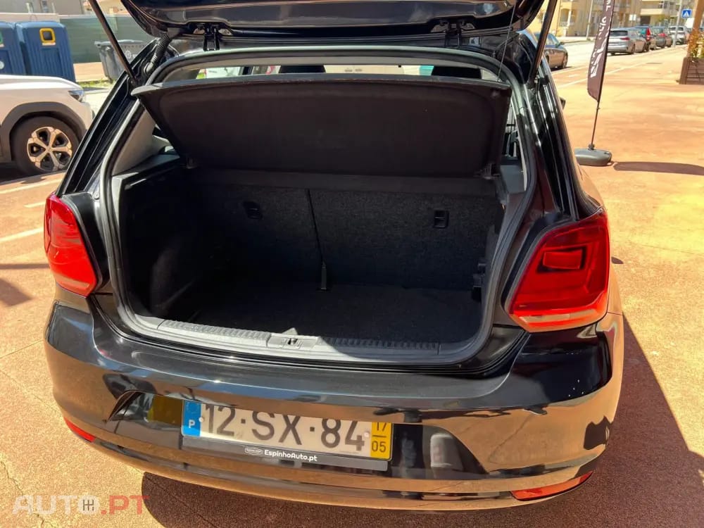 Volkswagen Polo 1.0 Confortline