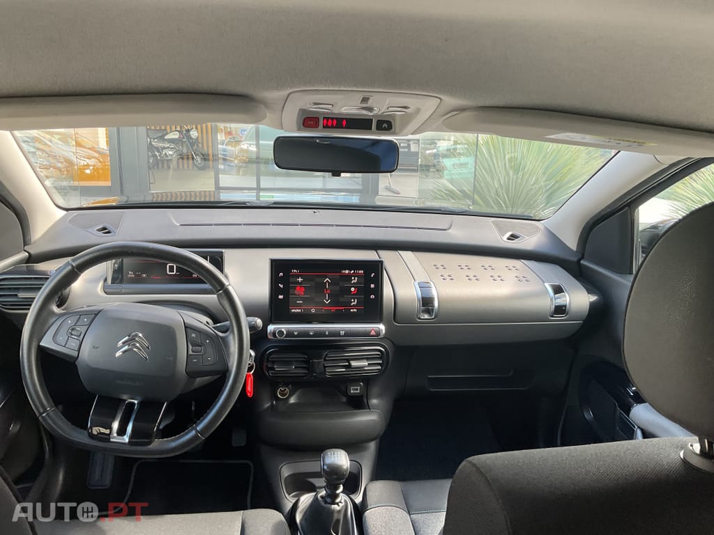 Citroen C4 Cactus 1.2 PureTech Shine