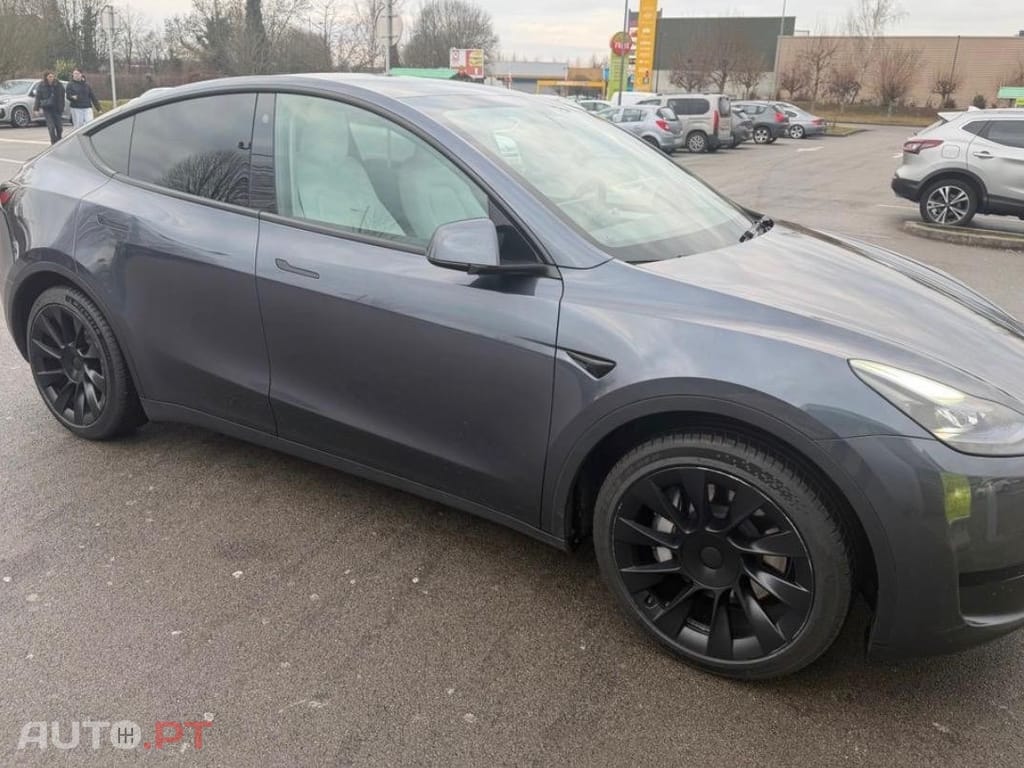 Tesla Model Y Tração Traseira