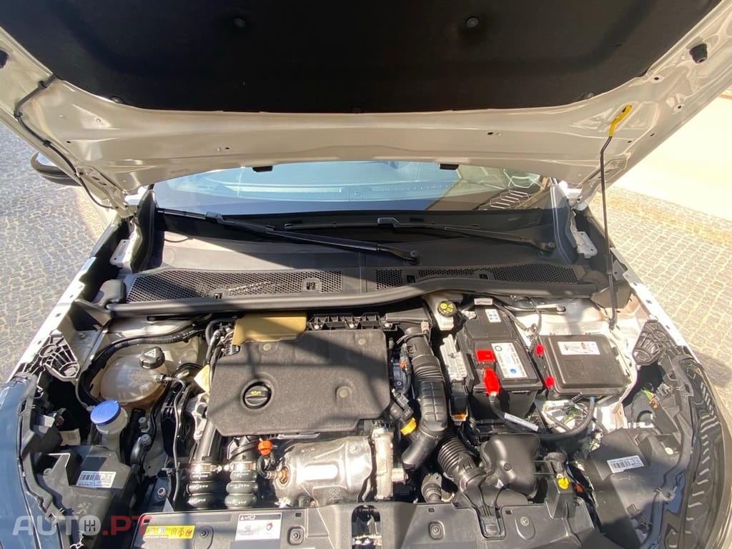 Peugeot 2008 Peugeot 2008 1.5 BlueHdi GT