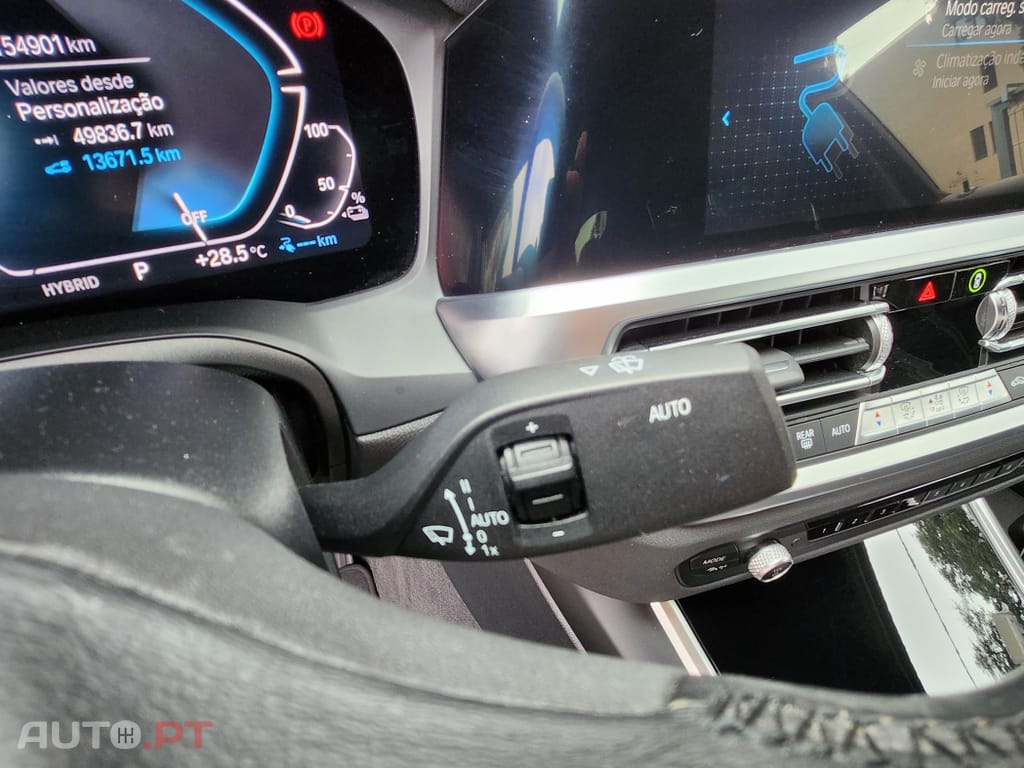 BMW 320 e Line Sport Auto