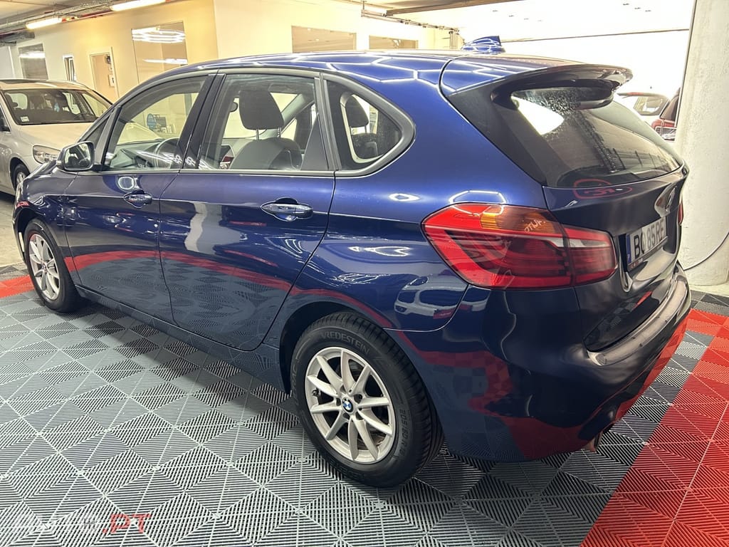 BMW 216 d Advantage