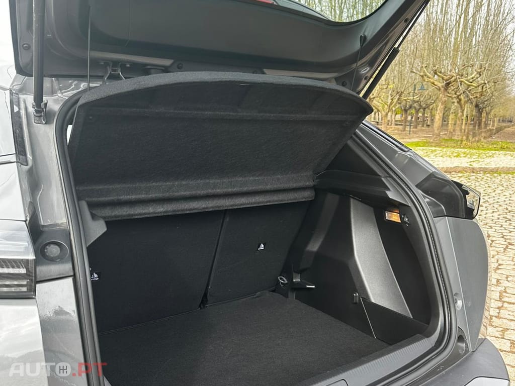 Peugeot 2008 ACTIVE 1.2 PURETECH