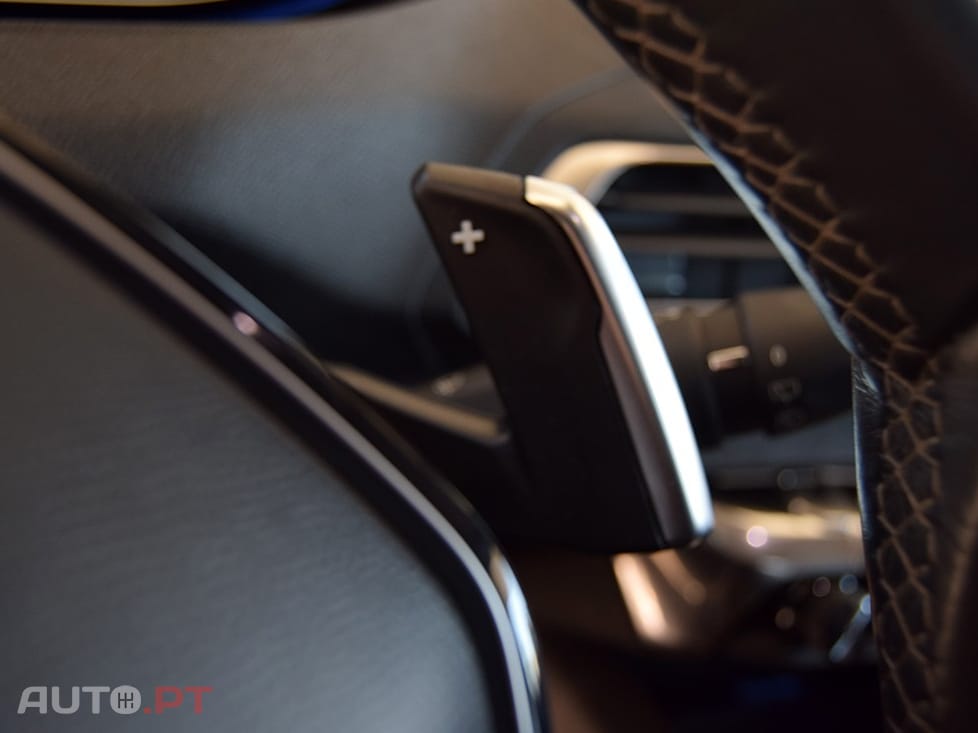 Peugeot 3008 1.2 PureTech Allure EAT6