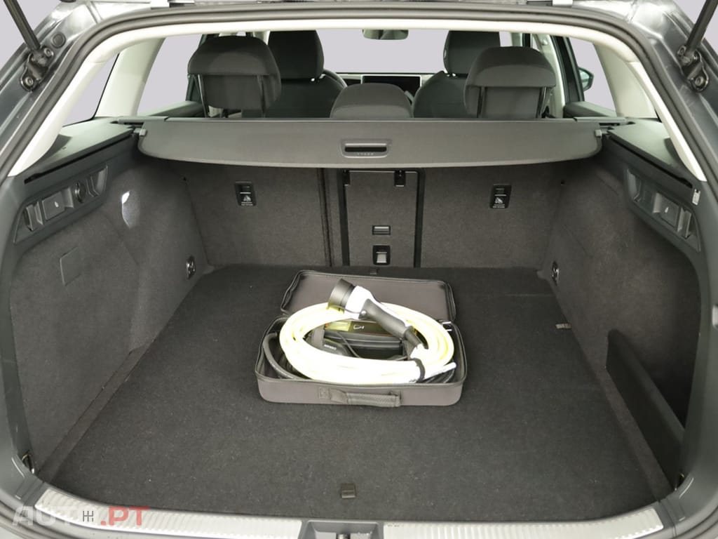 Volkswagen Passat Variant V. 1.5 Tsi Ehybrid Dsg I.V.A DEDUTÍVEL