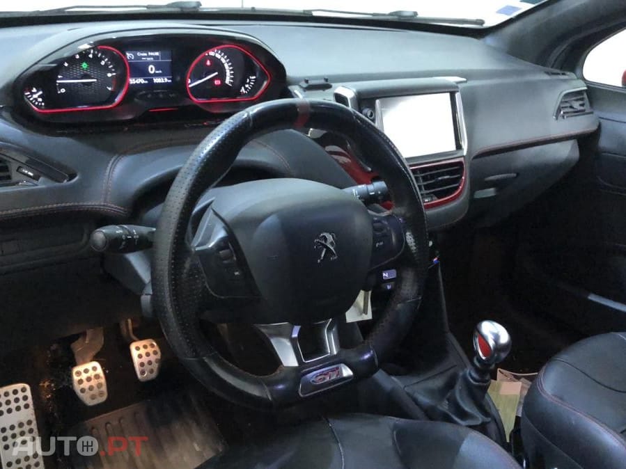 Peugeot 208 1.6 THP GTi