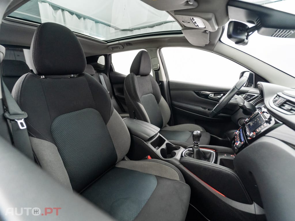 Nissan Qashqai 1.3 DIG-T N-Connecta