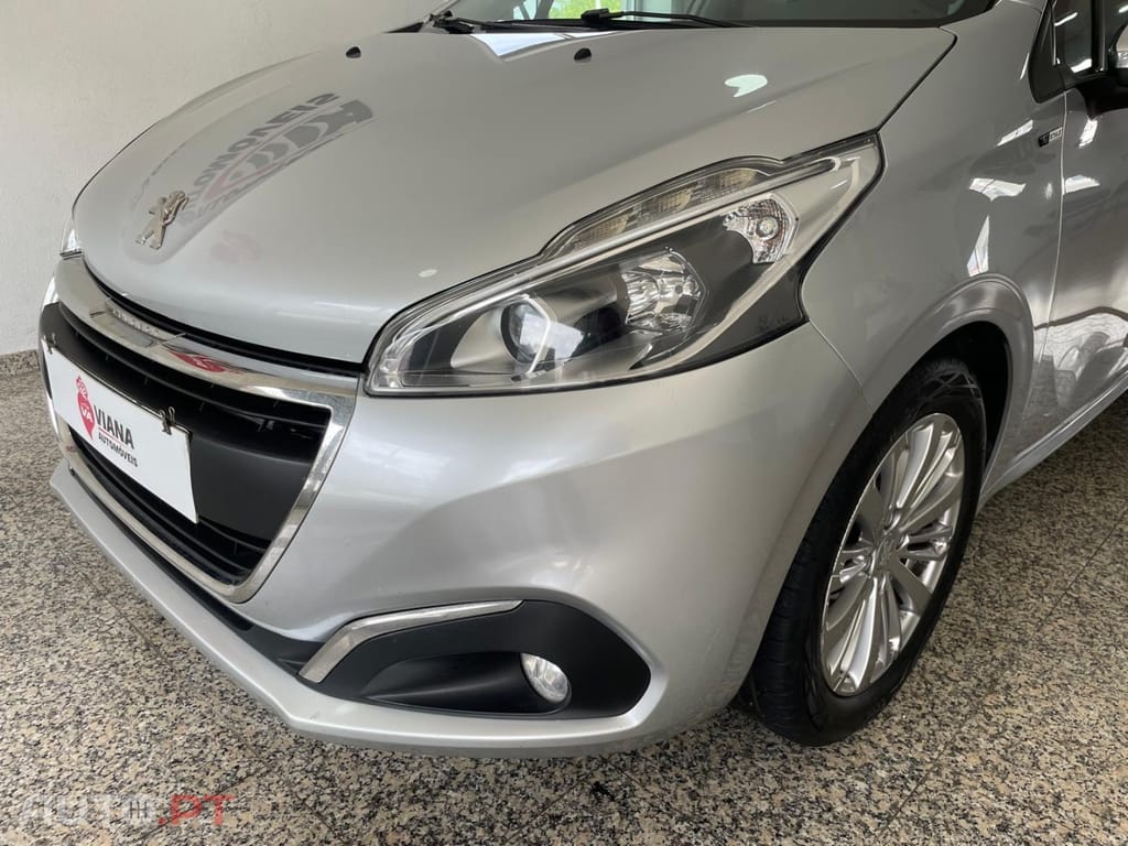 Peugeot 208 1.6 BlueHDi Style