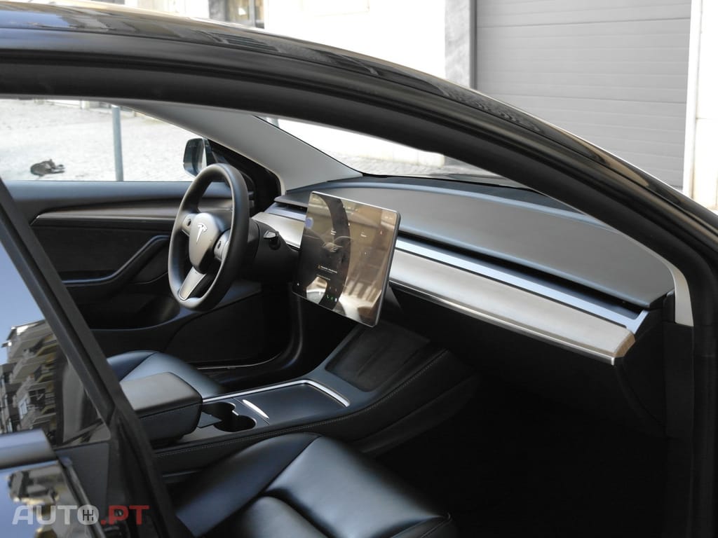 Tesla Model 3 Long Range Tração Traseira