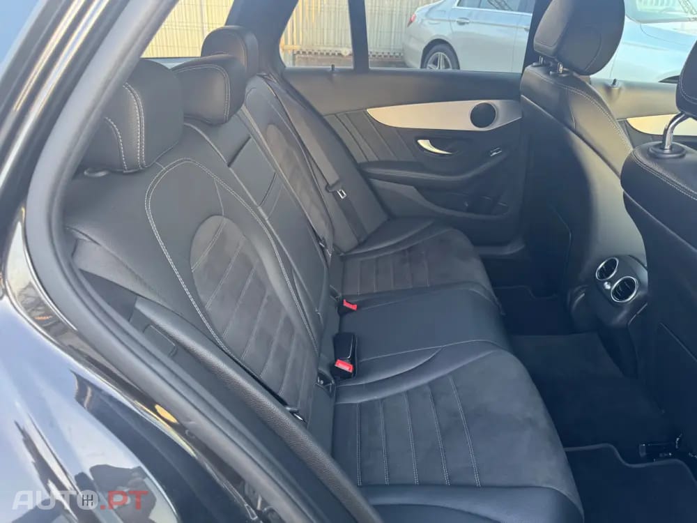 Mercedes-Benz C 300 de AMG Line