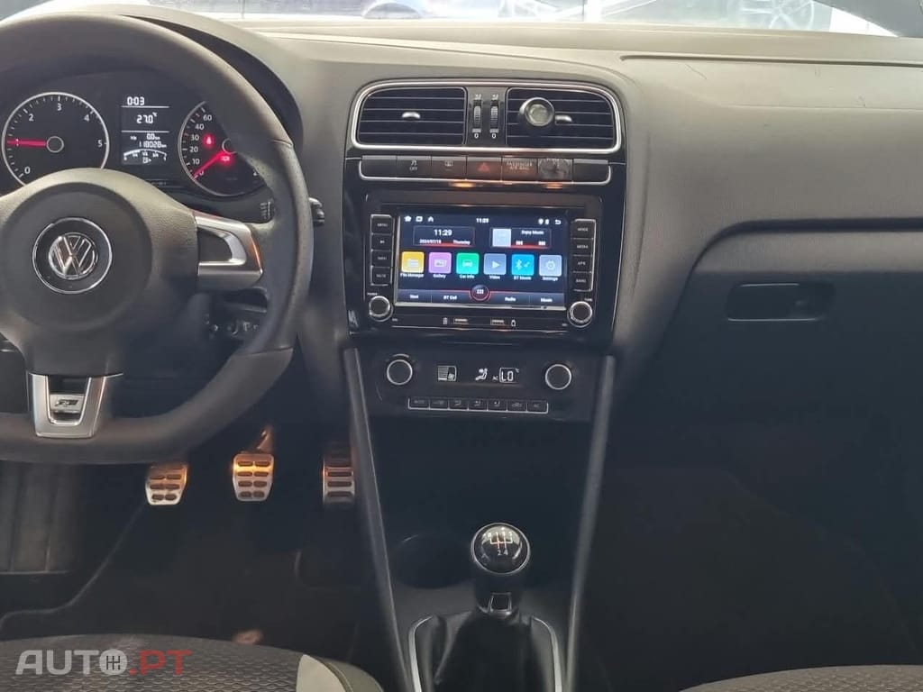 Volkswagen Polo 1.6 TDi R-LINE