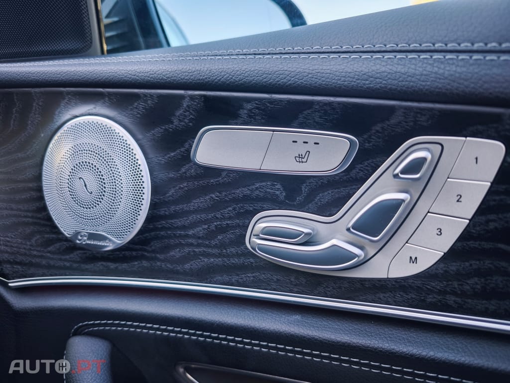 Mercedes-Benz E 220 d AMG Line