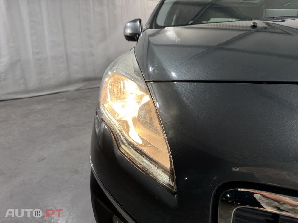 Peugeot 3008 1.6 BlueHDi Allure