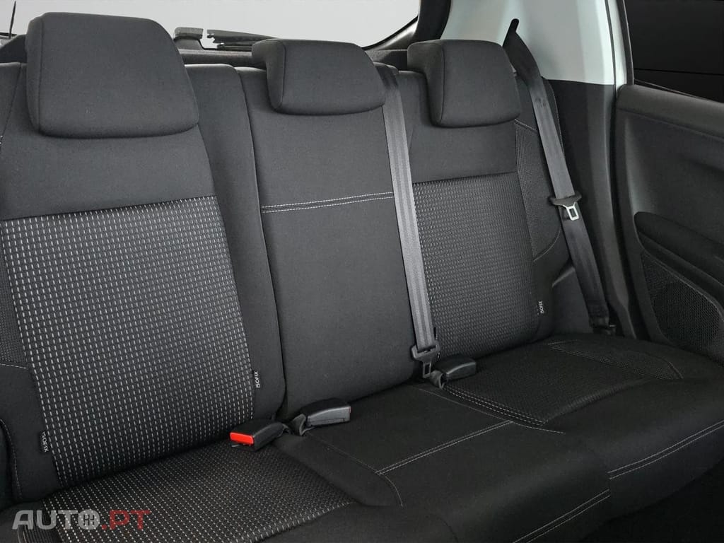Peugeot 208 1.2 PureTech Signature