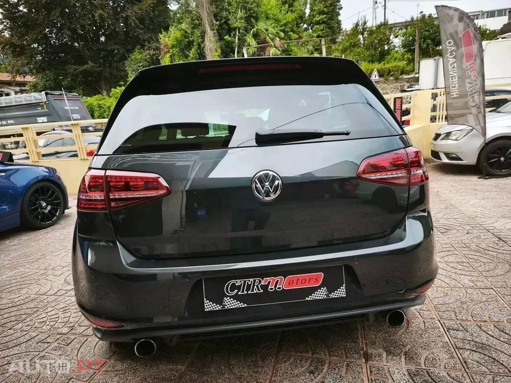 Volkswagen Golf  Gti Performance Bluemotion