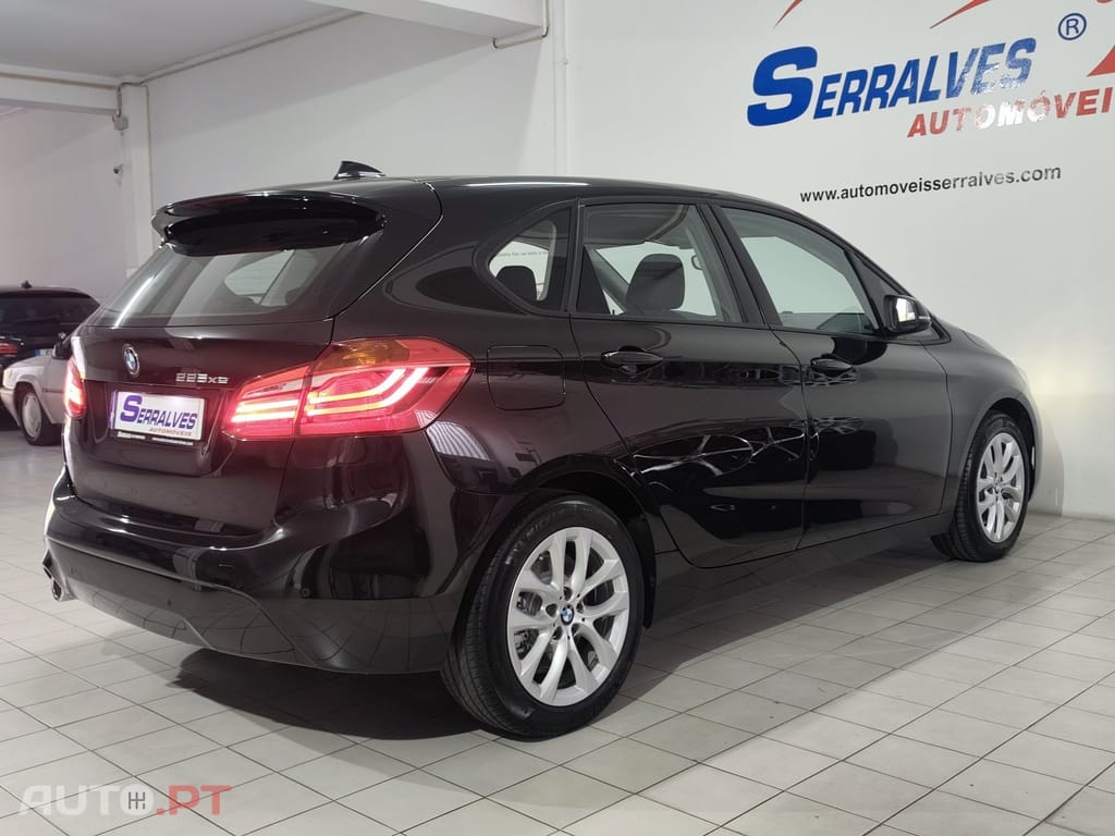 BMW 225 Line Sport
