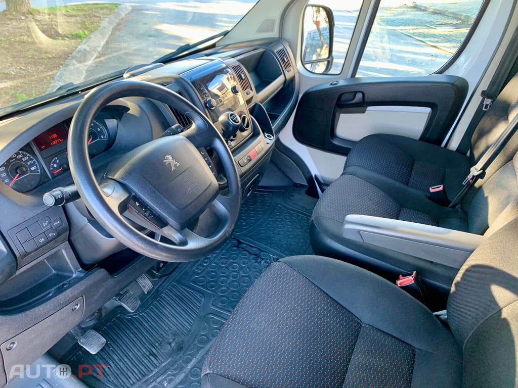 Peugeot Boxer 2.0 BlueHDi 333 L2H2 Pro