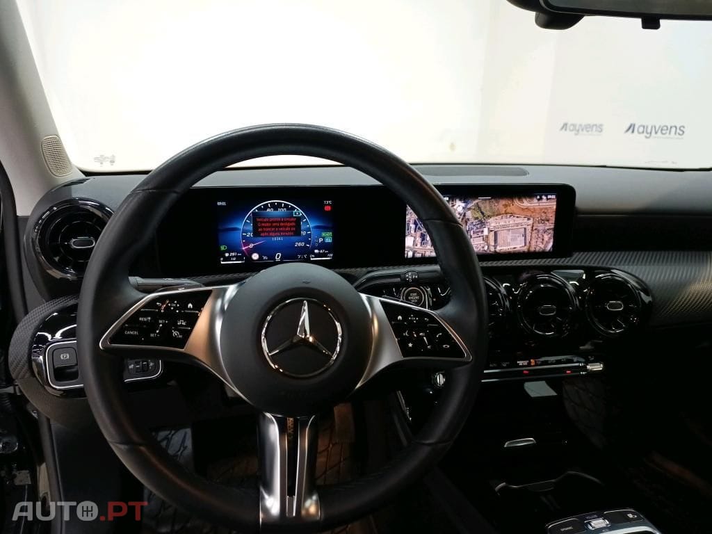 Mercedes-Benz A 250 e