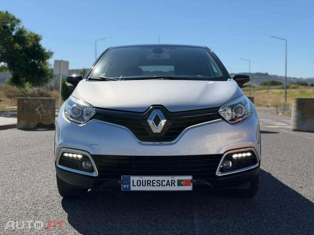 Renault Captur TCe 120 EDC Dynamique — fotografia 4