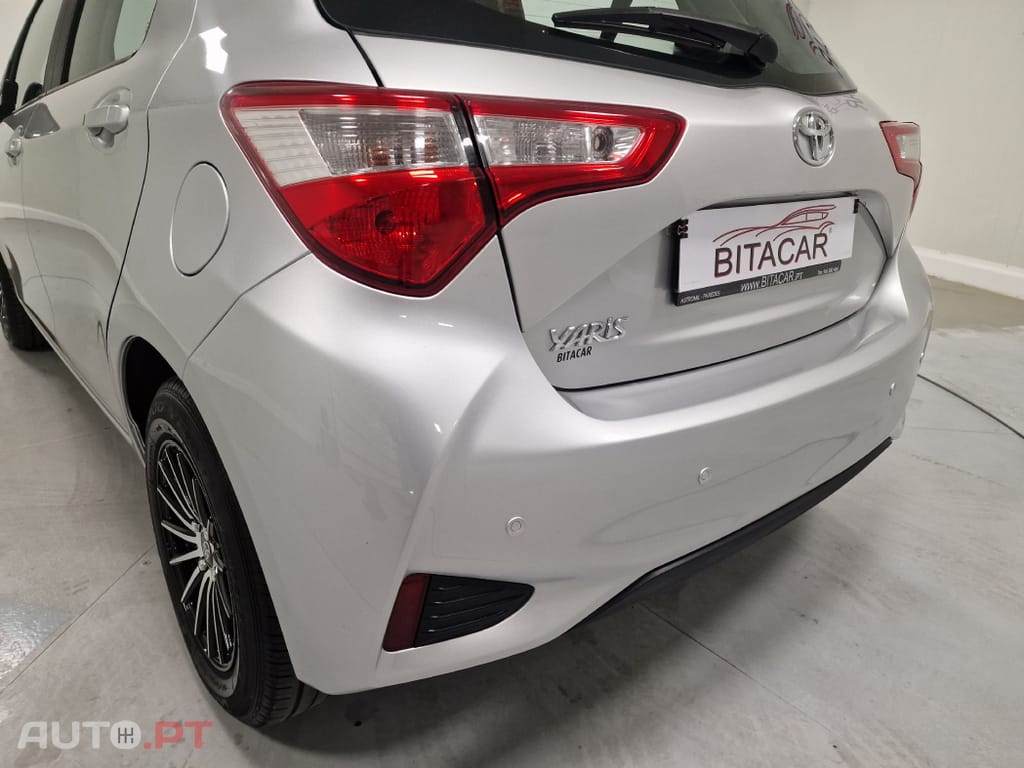 Toyota Yaris 1.0 VVT-I ACTIVE