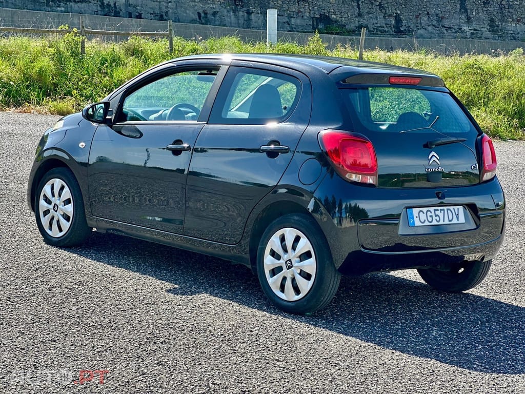 Citroen C1 1.2 VTi Shine