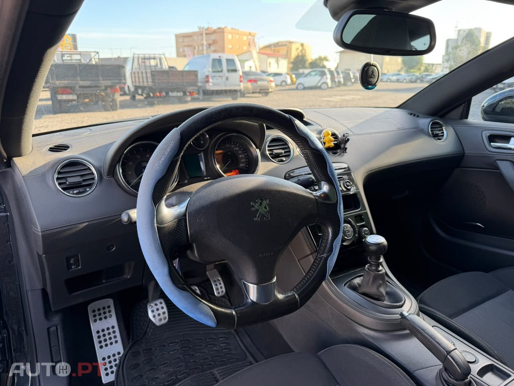 Peugeot RCZ 1.6 THP