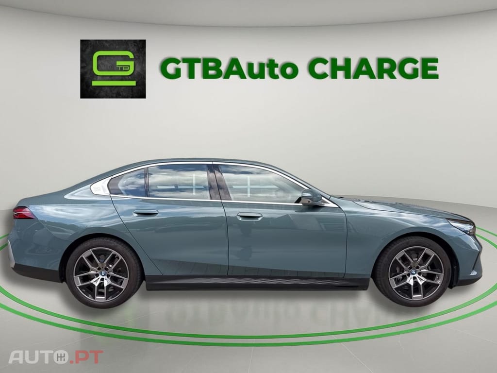 BMW i5 E-DRIVE40 I.V.A DEDUTIVEL  