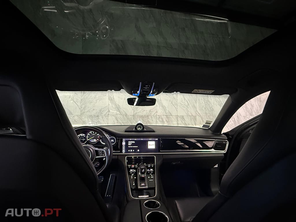 Porsche Panamera 4 E-Hybrid Plug-in