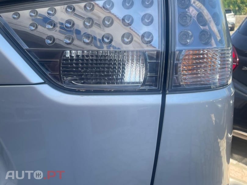 Mitsubishi Outlander 2.0 DI-D Instyle2 4WD