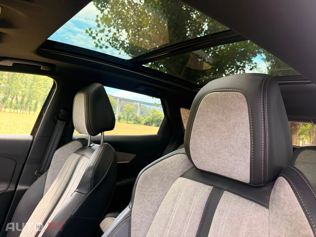 Peugeot 3008 1.6 Hybrid GT Pack e-EAT8