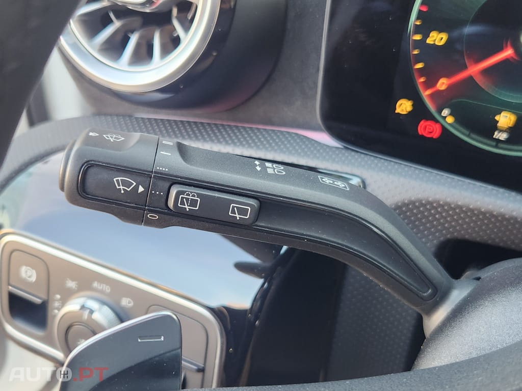 Mercedes-Benz CLA 200 d Shooting Brake 8G-DCT AMG Line